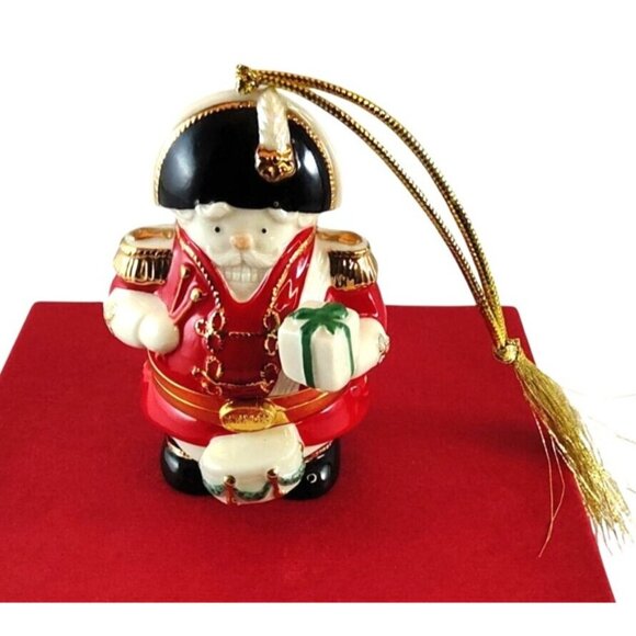 Lenox Other - Lenox Marching Monarch Hinged Trinket Box Ornament Porcelain & Gold Accents